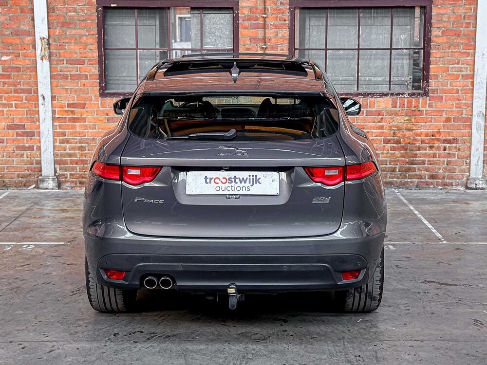 Jaguar F-PACE 2.0 Portfolio AWD 20d 2016 (origineel Nederlands)