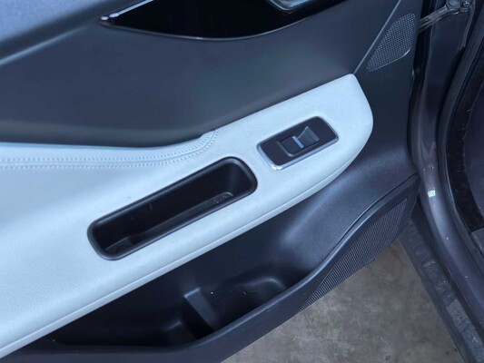 Jaguar F-PACE 2.0 Portfolio AWD 20d 2016 (origineel Nederlands)