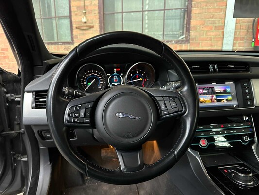 Jaguar XF 20d prestige aut 180pk 2018