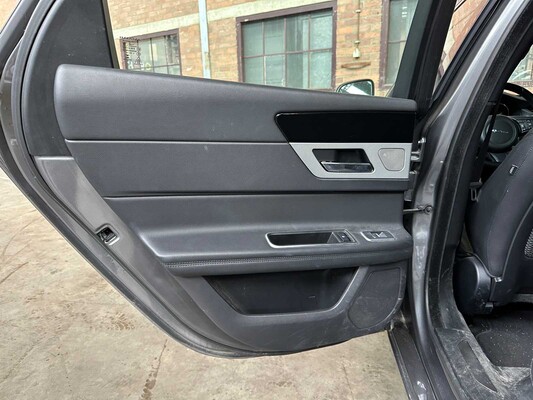Jaguar XF 20d prestige aut 180pk 2018