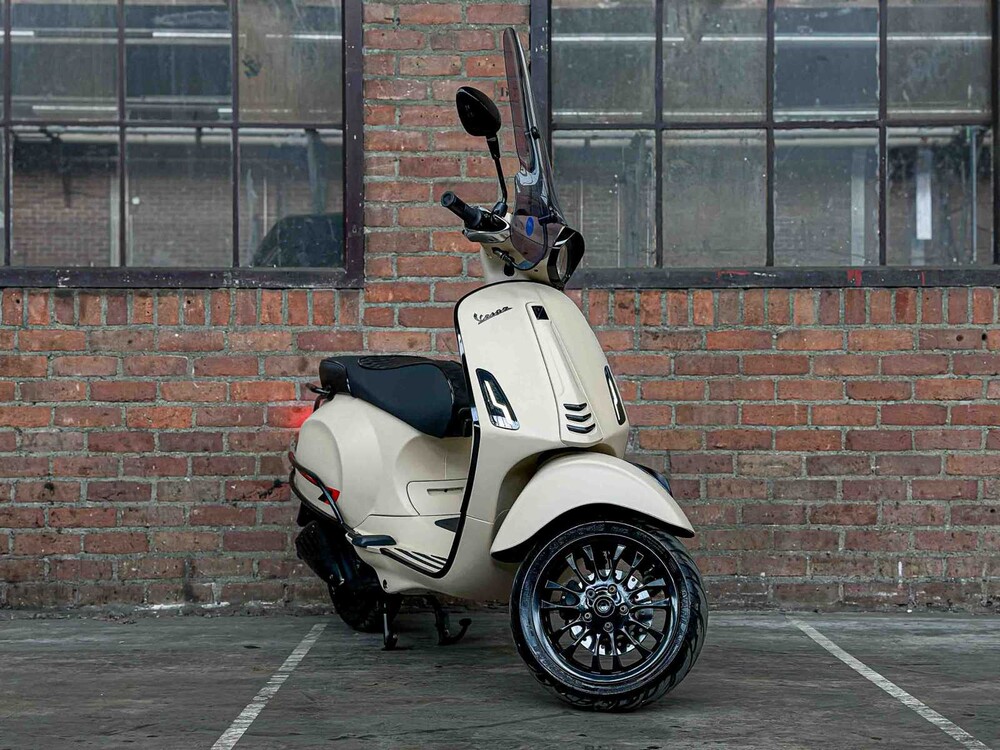 Vespa Sprint 4T Piaggio 2015, DDN-53-B Scooter