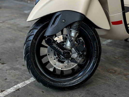 Vespa Sprint 4T Piaggio 2015, DDN-53-B Scooter