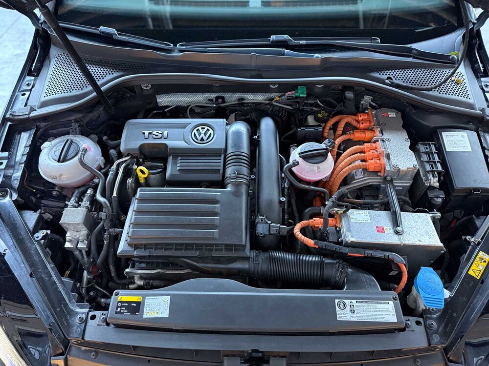 Volkswagen Golf GTE 1.4 TSI 150pk 2015, HH-798-L