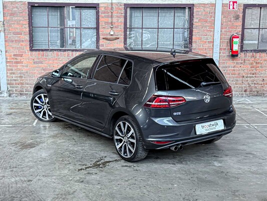 Volkswagen Golf GTE 1.4 TSI 150pk 2015, HH-798-L