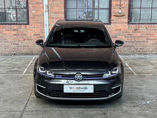 Volkswagen Golf GTE 1.4 TSI 150pk 2015, HH-798-L