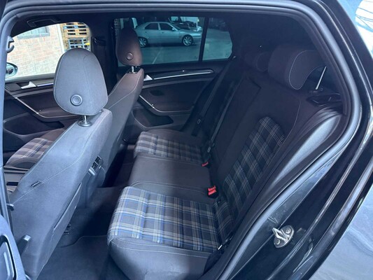 Volkswagen Golf GTE 1.4 TSI 150pk 2015, HH-798-L