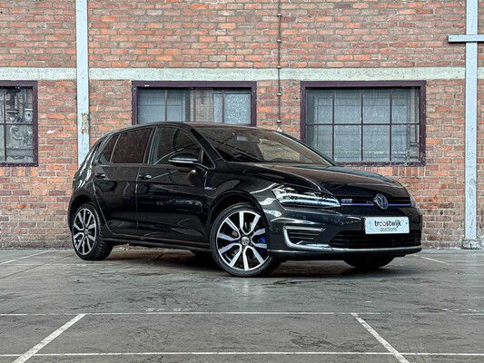 Volkswagen Golf GTE 1.4 TSI 150pk 2015, HH-798-L