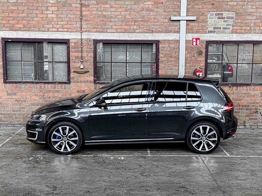 Volkswagen Golf GTE 1.4 TSI 150pk 2015, HH-798-L