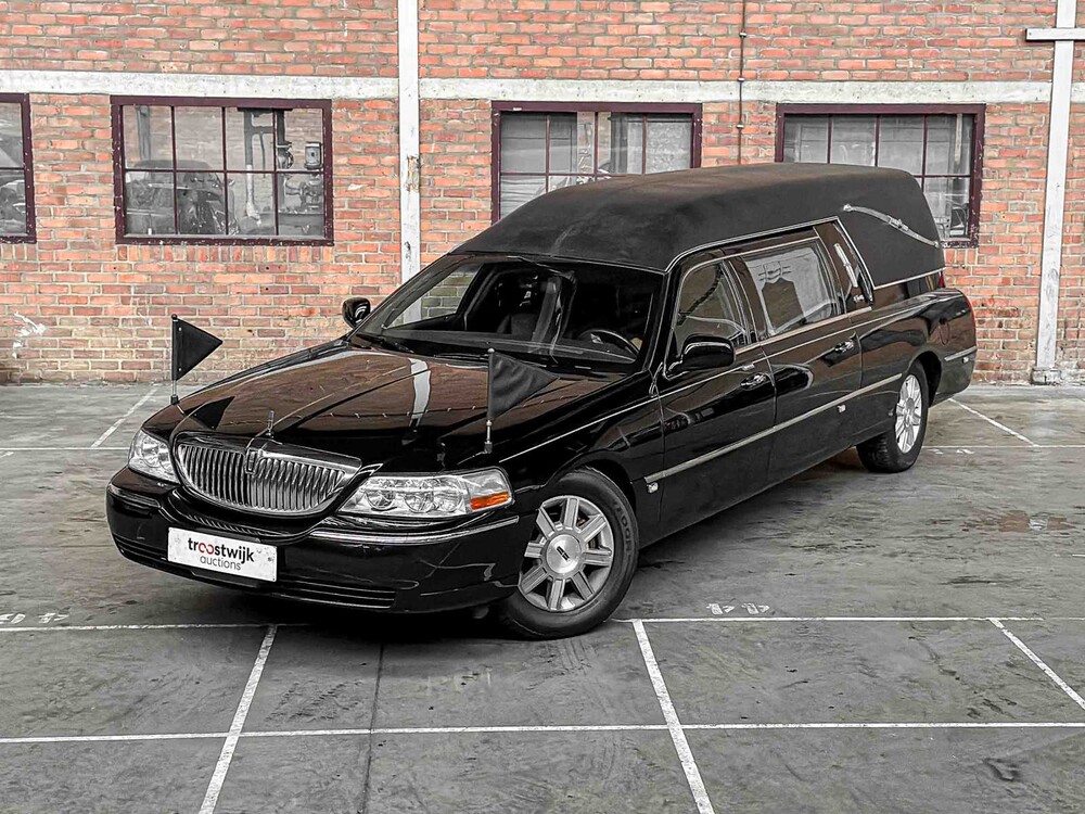 Lincoln Superior Coach Begrafenisauto Town Car 242pk 2009, 43-HRN-4 Youngtimer