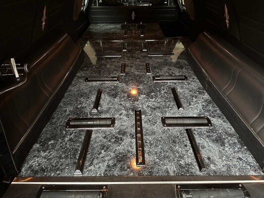 Lincoln Superior Coach Begrafenisauto Town Car 242pk 2009, 43-HRN-4 Youngtimer