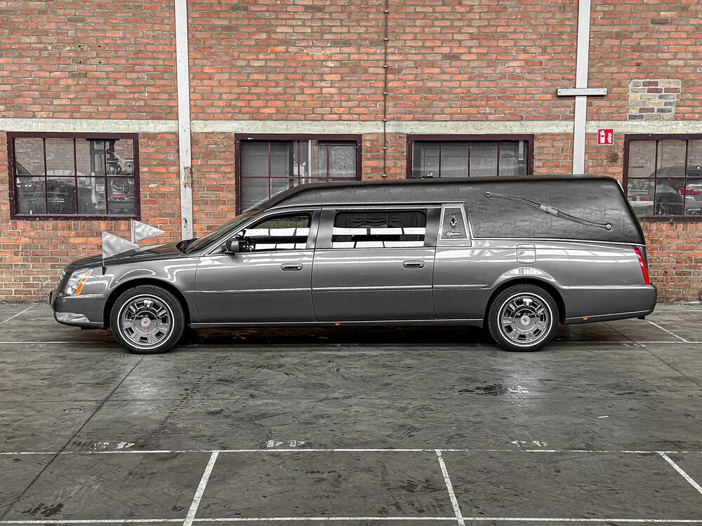 Cadillac DTS Superior Coach Begrafenisauto 305pk 2011, PP-415-P