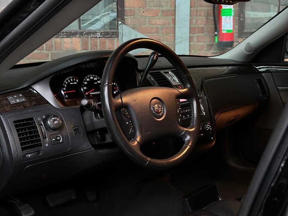 Cadillac DTS Superior Coach Begrafenisauto 305pk 2011, PP-415-P