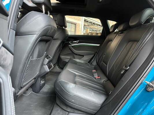 Audi e-tron 55 Quattro -Edition One- Advanced 95 kWh 408pk 2019, G-753-XP