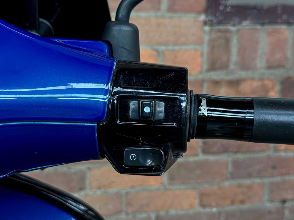 Vespa Sprint 4T Sport 80cc FULL OPTION, DRP-14-S