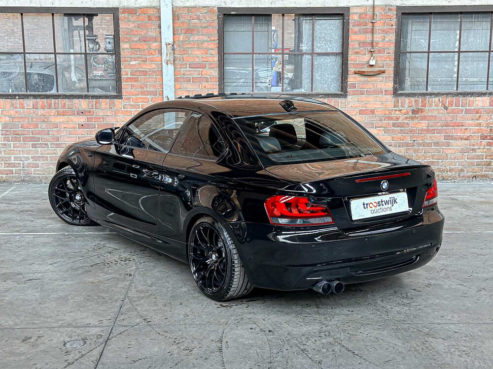 BMW 135i M-tech Coupé E82 N55 1-serie 306pk 2011 80.000km Handgeschakeld, NK-616-J