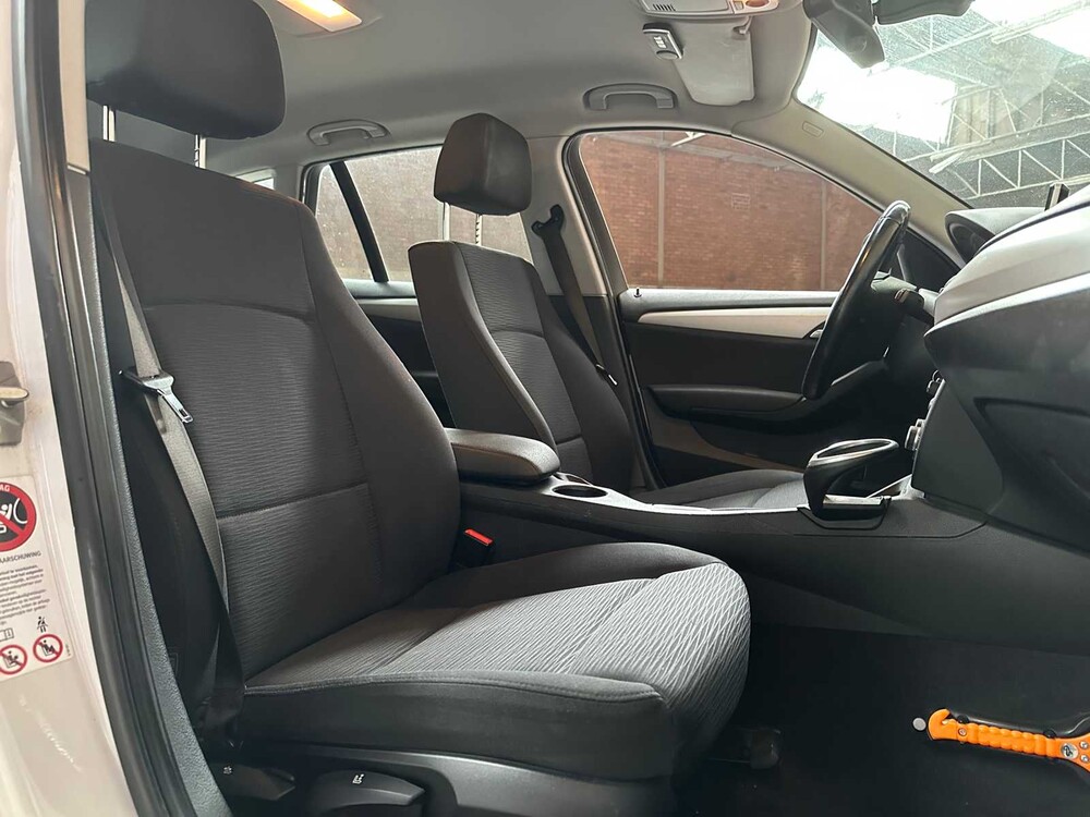 BMW X1 sDrive18i Executive 150pk 2010, 75-LDD-2