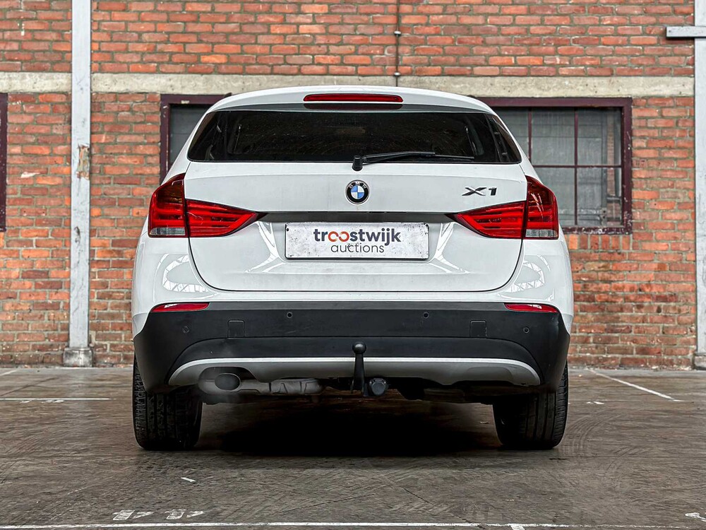 BMW X1 sDrive18i Executive 150pk 2010, 75-LDD-2