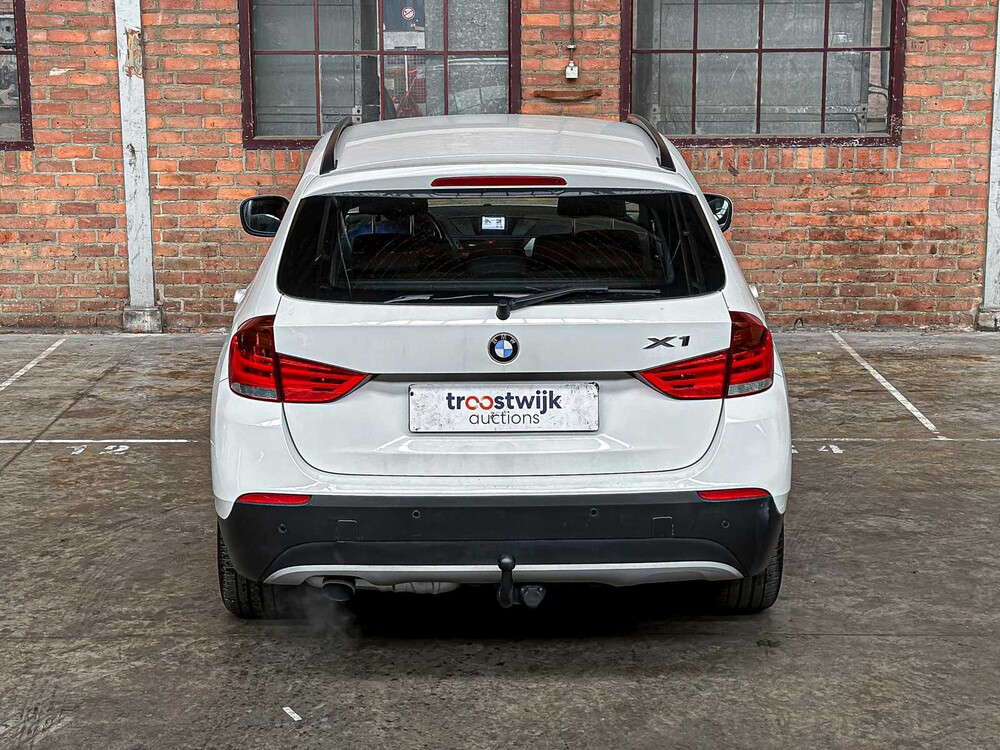 BMW X1 sDrive18i Executive 150pk 2010, 75-LDD-2