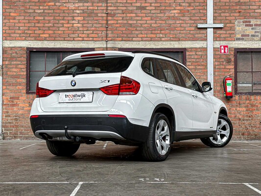 BMW X1 sDrive18i Executive 150pk 2010, 75-LDD-2
