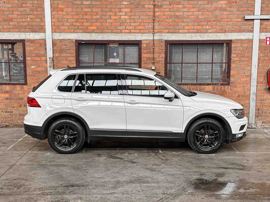 Volkswagen Tiguan 1.4 TSI Comfortline Business 125pk 2017, L-861-HP