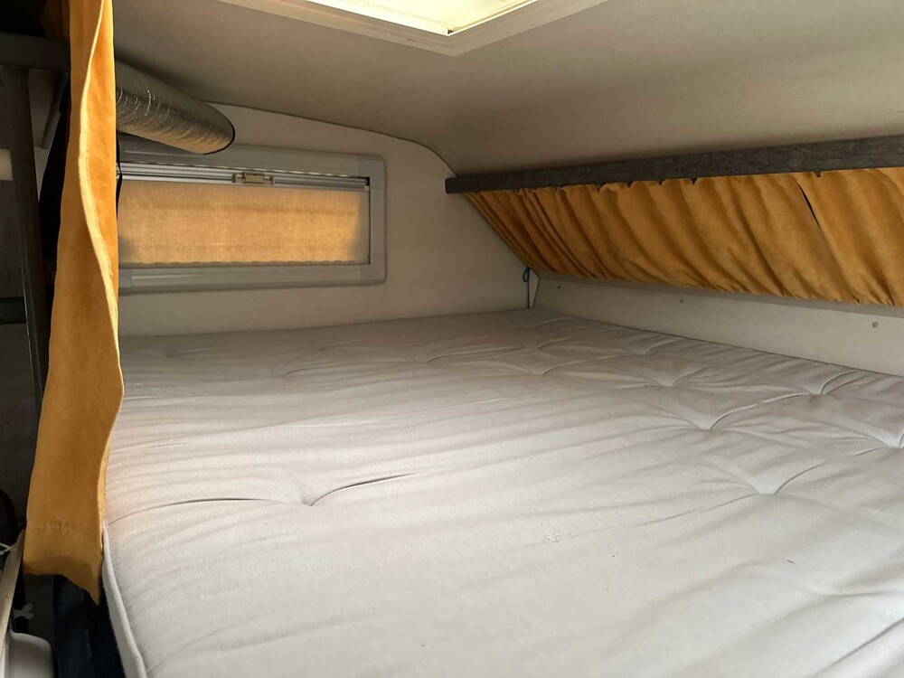 Volkswagen 70X0D Camper 78pk 1994, 85-BL-LJ