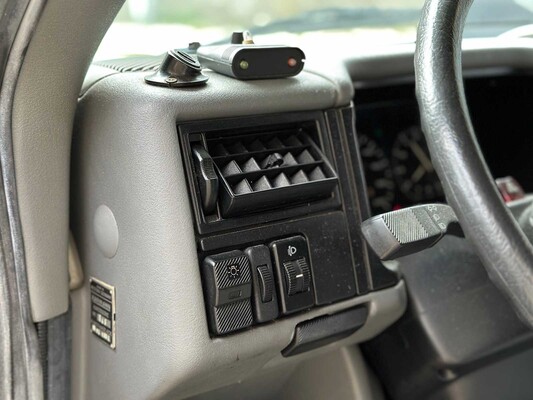 Volkswagen 70X0D Camper 78pk 1994, 85-BL-LJ