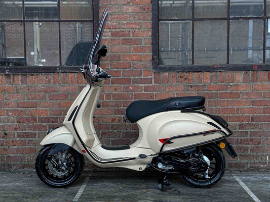 Vespa Sprint 4T Piaggio 2015, DDN-53-B Scooter