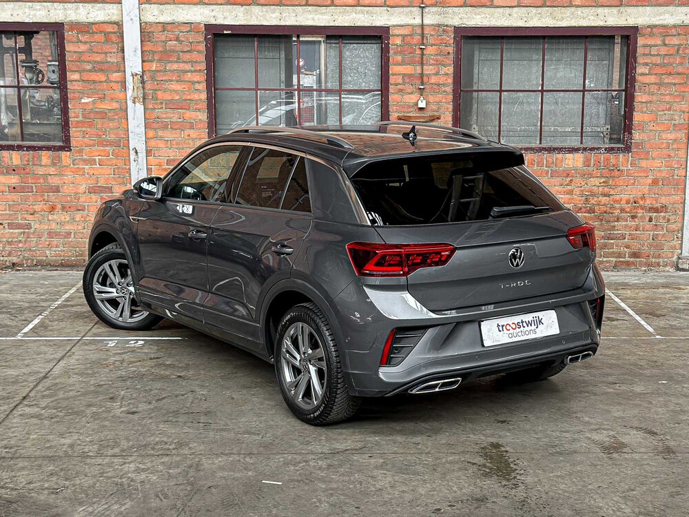 Volkswagen T-Roc R-line 1.5 150hp 2024