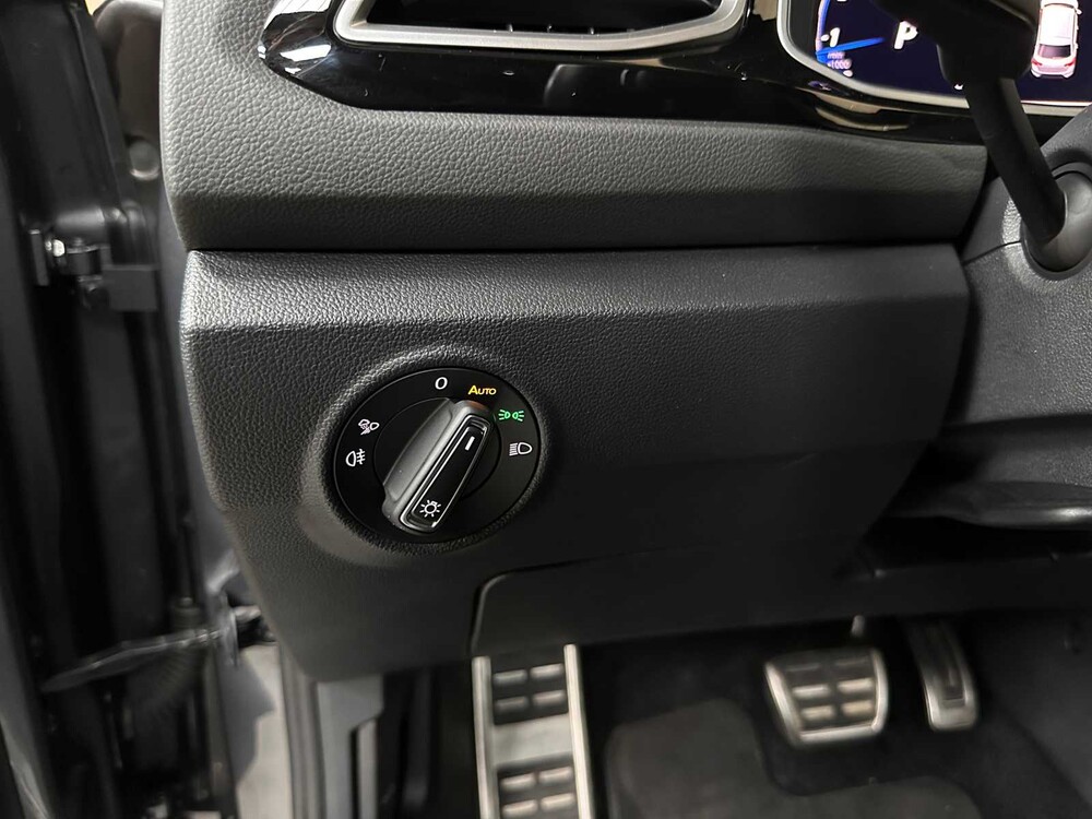 Volkswagen T-Roc R-line 1.5 150hp 2024