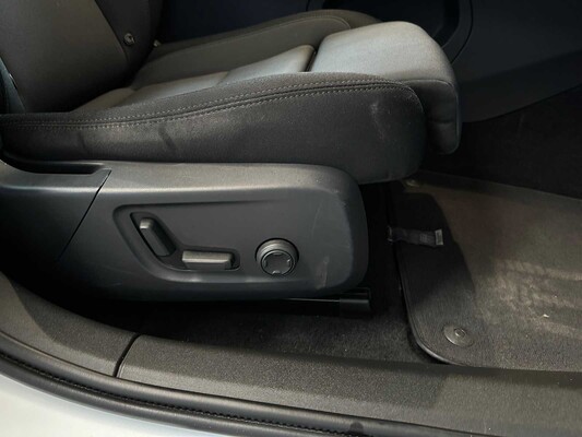 Polestar 2 Long Range Dual Motor Launch Edition 78kWh 408pk 2020, J-857-ZB