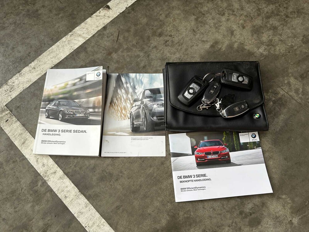 BMW 320i High Executive 184pk 2012 3-serie, 75-XGB-4