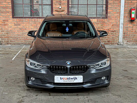 BMW 320i High Executive 184pk 2012 3-serie, 75-XGB-4
