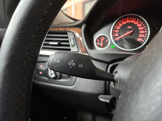 BMW 320i High Executive 184pk 2012 3-serie, 75-XGB-4