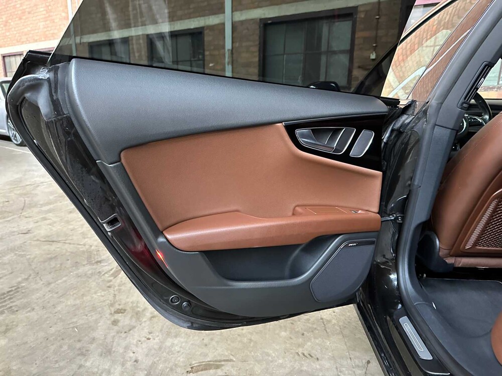 Audi A7 Sportback 2.8 FSI V6 Quattro Pro Line plus 204hp 2013, 9-KLZ-56