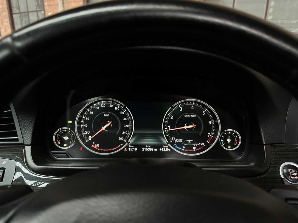 BMW 528i Touring Luxury Edition F11 245hp 2014 5-series, 6-TZT-71