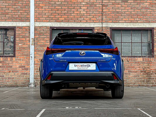 Lexus UX 250h Preference Line 184pk 2021, N-884-HP