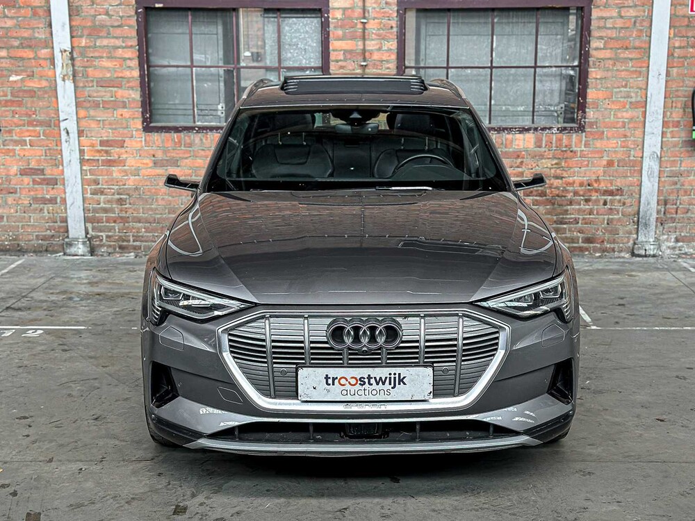 Audi e-tron 55 Quattro Advanced 95 kWh 360pk 2019 (Origineel-NL), G-111-ZL