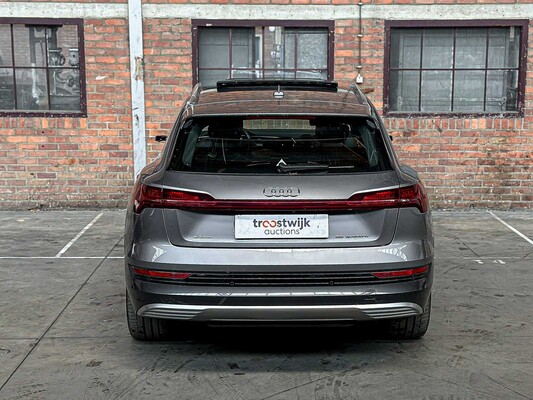 Audi e-tron 55 Quattro Advanced 95 kWh 360pk 2019 (Origineel-NL), G-111-ZL