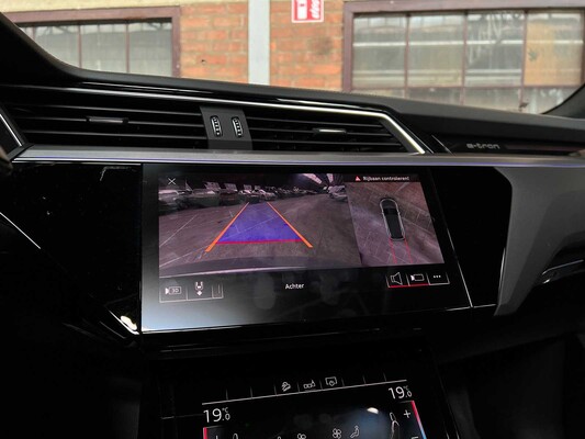 Audi e-tron 55 Quattro Advanced 95 kWh 360pk 2019 (Origineel-NL), G-111-ZL
