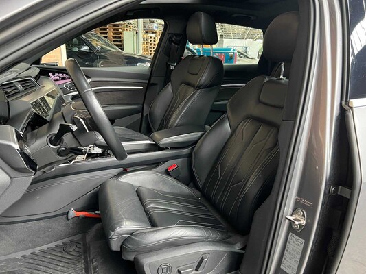 Audi e-tron 55 Quattro Advanced 95 kWh 360pk 2019 (Origineel-NL), G-111-ZL