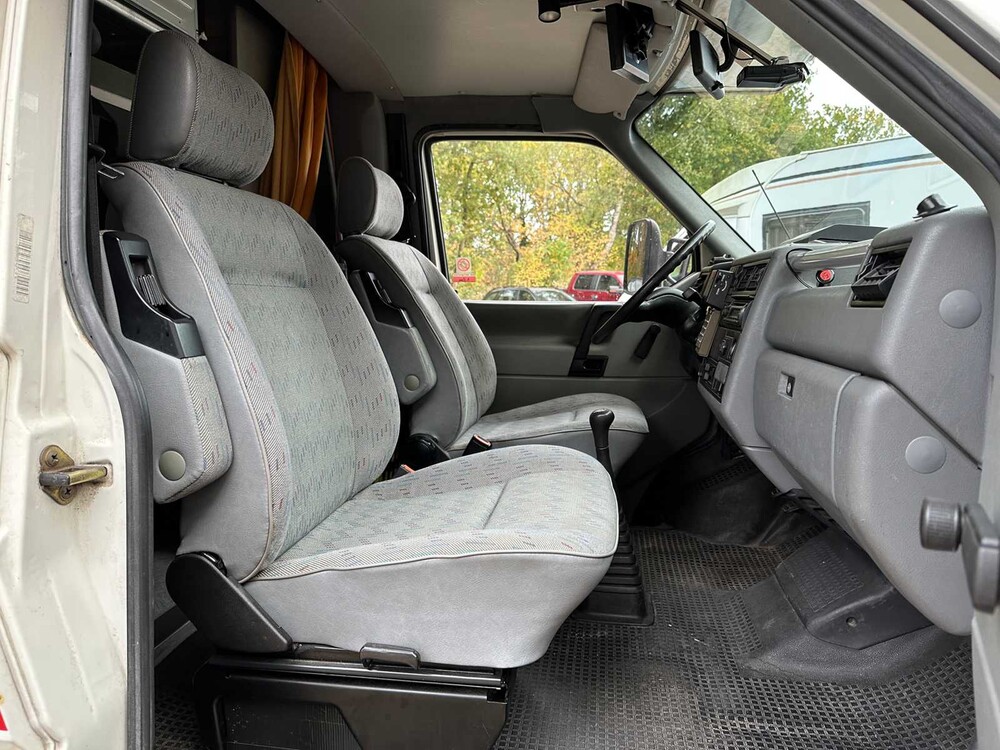 Volkswagen 70X0D Camper 78pk 1994, 85-BL-LJ