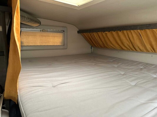 Volkswagen 70X0D Camper 78pk 1994, 85-BL-LJ