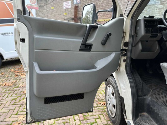 Volkswagen 70X0D Camper 78pk 1994, 85-BL-LJ