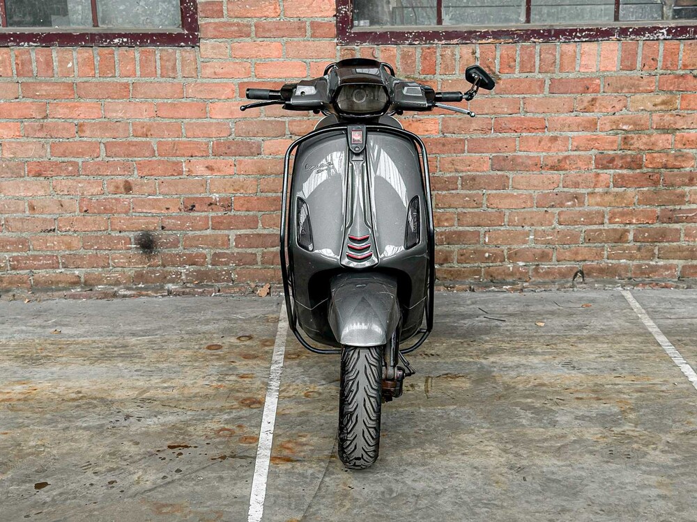 Vespa Sprint 4T Piaggio Scooter, DGJ-02-P