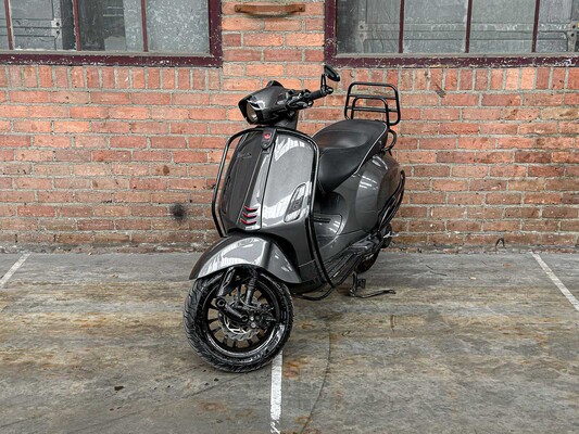 Vespa Sprint 4T Piaggio Scooter, DGJ-02-P