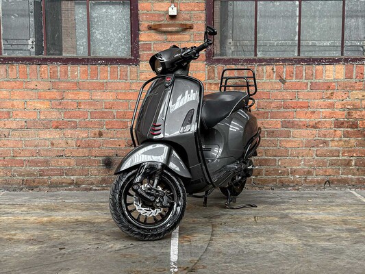 Vespa Sprint 4T Piaggio Scooter, DGJ-02-P