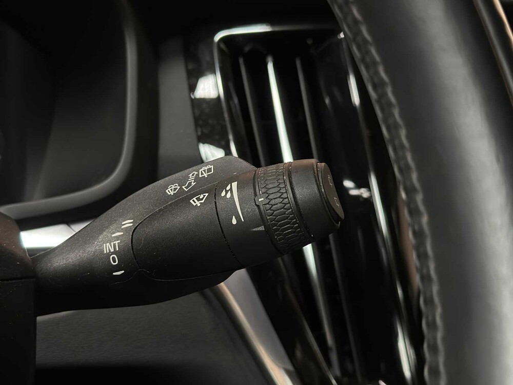 Volvo V60 2.0 T6 Recharge AWD Business Pro 341pk 2021, K-930-ZF