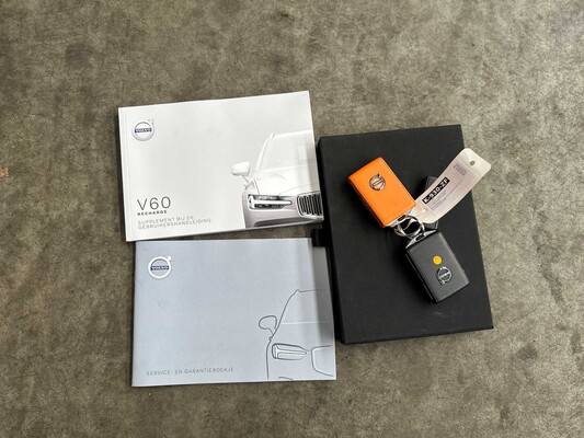 Volvo V60 2.0 T6 Recharge AWD Business Pro 341pk 2021, K-930-ZF