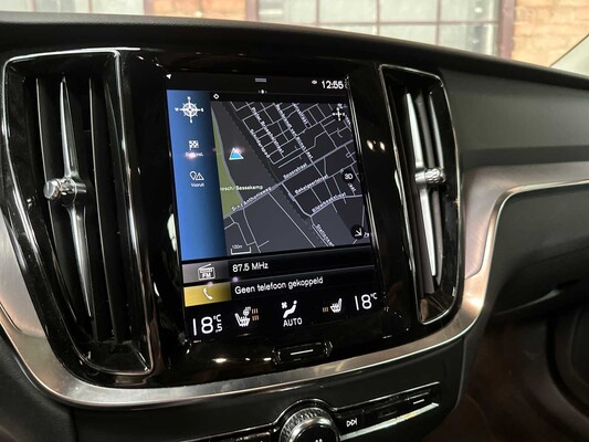 Volvo V60 2.0 T6 Recharge AWD Business Pro 341pk 2021, K-930-ZF