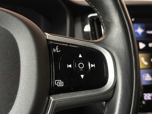 Volvo V60 2.0 T6 Recharge AWD Business Pro 341pk 2021, K-930-ZF